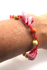 Vintage Hawaii Shell Bracelet Anklet .5*9 Inches Stretch