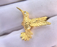 VINTAGE 18K Yellow Gold HUMMINGBIRD Brooch With Accents Diamond Lot 4