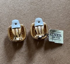Vintage Ciner NOS Blush Champagne Crystal Gold Clip Earrings, Signed, Excellent!