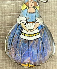 Vintage England Sterling Silver Dutch Lady Pendant Approx. 1 1/2″Tall & 1″ Wide