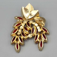 Juliana for Weiss Red Navette Rhinestone Metal Leaf Brooch & Earrings BOOK PIECE