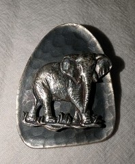 Signed WILD TUIN Kruger Park South Africa Elephant Metal Pin Brooch Vintage