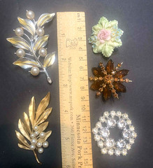 Vintage 18 Pieces LOT!! Signed Sarah Cov., Lisner, Trifari, Avon & W. Germany.