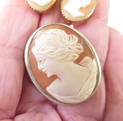 Vintage Shell Cameo Set Pin & Earrings Married Signed Coro