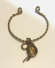 JEFF LIEB VINTAGE STONE GEMSTONE PENDANT TWIST GOLD TONE STATEMENT NECKLACE WOW!