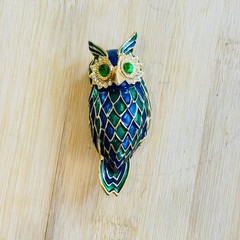 VTG Jomaz Owl Bird Pin Brooch Gold Tone Cabochon Rhinestone Unsigned 1960s Rare