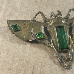 Art Nouveau Deco Egyptian Revival Winged Scarab Brass Green Stones Brooch Pin