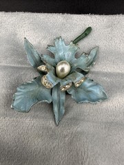 Vintage Pot Metal Brooch Silver Tone Enamel Flower Blue