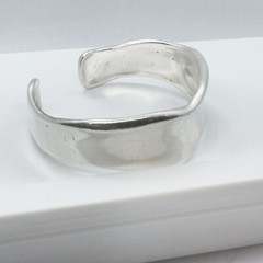 Solid VTG Carolee Sterling Silver cuff bracelet ~38.1 Grams/L 6.25in
