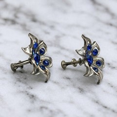 Blue Rhinestone Flower Floral Silver Tone Screw Back Earrings • Vintage Jewelry