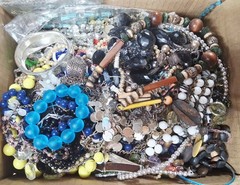 HUGE 7 Pound Vintage To Now Multicolor Costume Craft /junk Jewelry Lot
