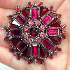 VTG Large Flower Snowflake Brooch Pin Red Fuchsia Pink Purple Glass Rhinestones
