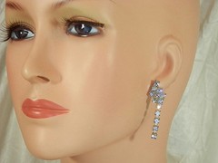 Very Sparkly Vintage 70s Art Deco Modernist Prong Set Rhinestone Earrings 595M4