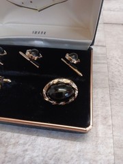 ✅VTG Swank Gold Tone & Black Cabochon Cufflinks Studs Dress Set in Original Box