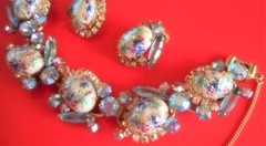 D&E JULIANA STIPPLED BLUE EASTER EGG RS ART GLASS BRACELET EARRINGS SET BOOK PC