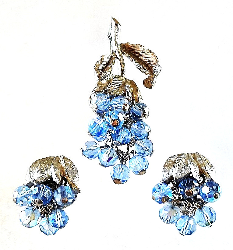 Vintage Silver-Tone Blue Faceted Crystal Bead Dangle Brooch Pin & Earrings – Exc