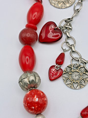 Vintage roxsann 2 strand Red Glass Heart/Charms Beaded Pendant Chunky Necklace