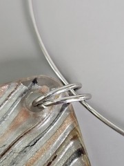 Vintage Wire Collar Choker Art Resin Striped Pendant 90s Boho Jewelry Y2K