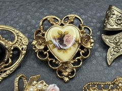 VTG Lot Of 5 Brooch Pin 3 1928 Brand Floral Heart Bow Basket Victorian Style
