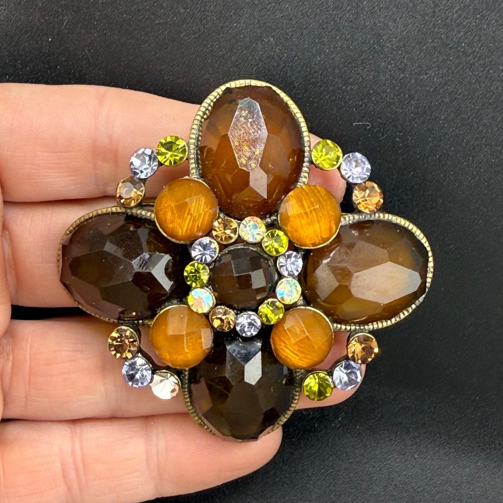 Vintage Rhinestone Brooch Brown Orange Gold Tone READ