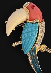 Vintage Hattie Carnegie Toucan Brooch Faux Coral Turquoise Resin Bird Pin Enamel