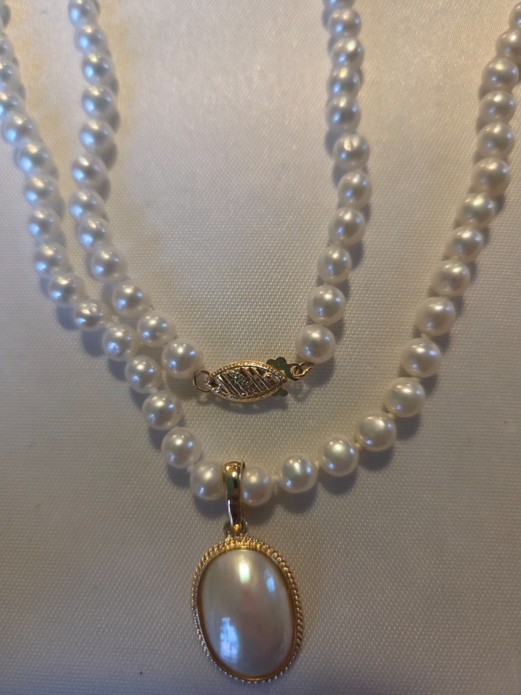 vintage gold culture pearl srand necklace with mabé pearl pendant
