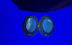VINTAGE JUDY LEE PENDANT NECKLACE EARRING SET MOTHER OF PEARL Black light GLOWS