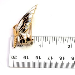 18k Stamped Yellow Gold White & Black Enamel Butterfly Brooch Pin
