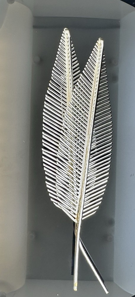 VINTAGE Signed CORO Silver Two Feather Pin Brooch Approx 4″ x 1.25″