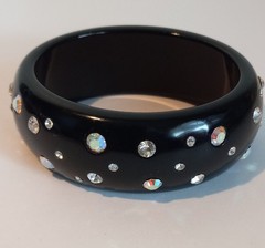 Vtg 1 1/8″ black plastic oval bangle bracelet aurora borealis rhinestones #20