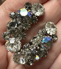 VTG Karu Rhinestone Purple Clear Demi Pasture Set Clip On Earrings Brooch Pin