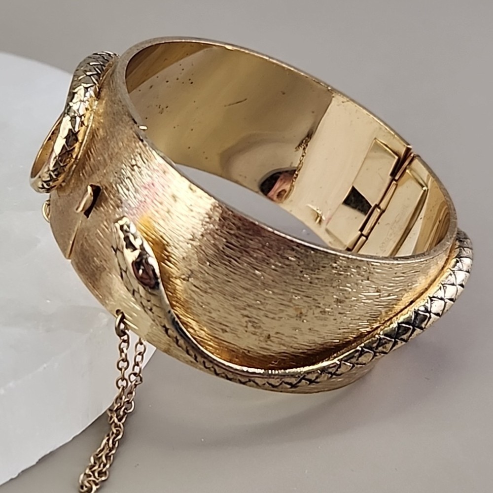 Vintage Whiting & Davis Snake Bangle Bracelet Serpent Brushed Gold Tone 6″