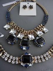 ANN TAYLOR CHUNKY BLUE RHINESTONE NECKLACE EARRINGS BRACELET MATCHING SET