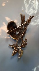 Bird on Leaves Brooch Signed Art Mode Bird Brooch Goldtone Plated 70’s NOS