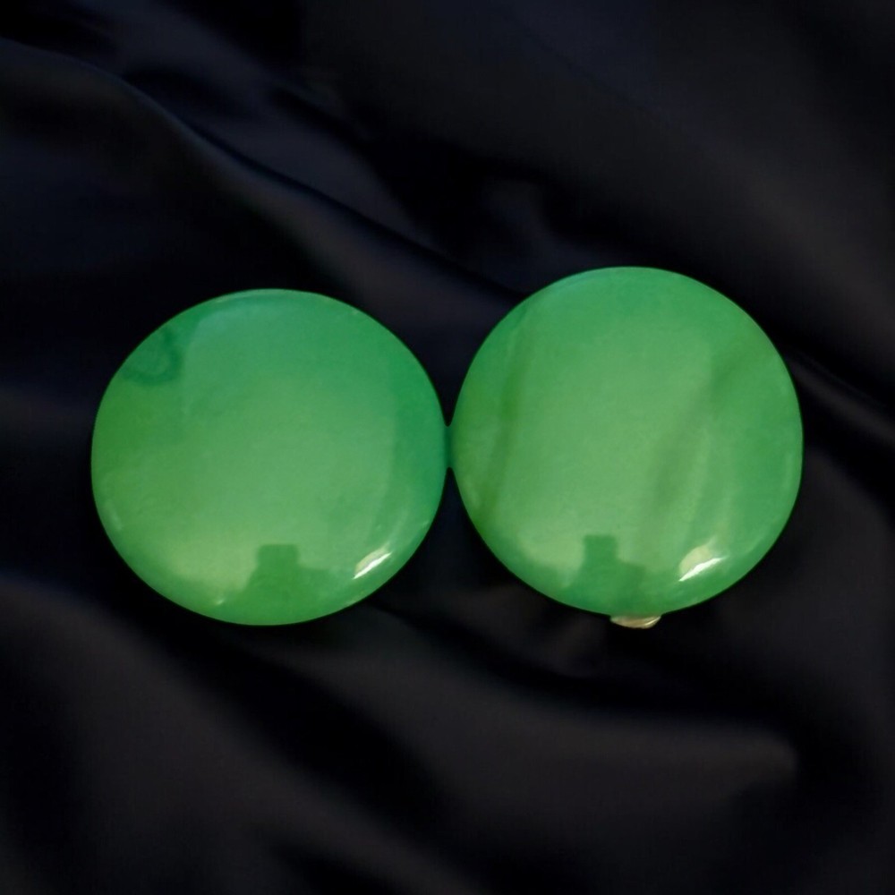 Chunky MOD Lucite Clip Earrings Marbled Green Button Domed Round MCM Vintage