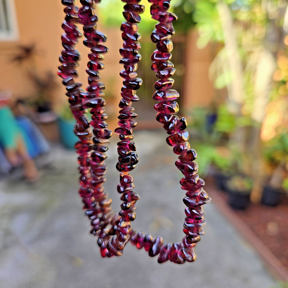 Beautiful Vintage 34” Genuine Translucent Almandine Garnet Necklace