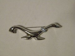 Lady Remington Jewelry – Vintage Seal Pin BROOCH