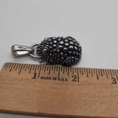 VTG Modernest Hob Nail Silver Alloy Textured Frog Clip-on Earrings & Pendent Set