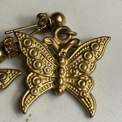 Vintage Butterfly Earrings GoldTone Dangle Unbranded Pre-owned
