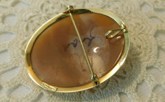 Vintage Carved Cameo 18KT Gold Floral Brooch Pendant Flower Oval Pin 750