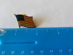 Vintage American Flag USA Hat Jacket Pin Brooch Red White & Blue, 1970s