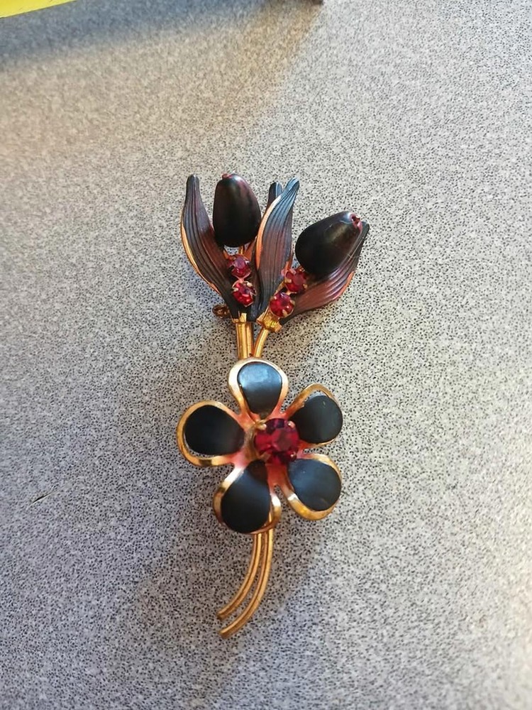 Vintage Austria Floral Brooch Black Red Enamel Rhinestone Gold Tone
