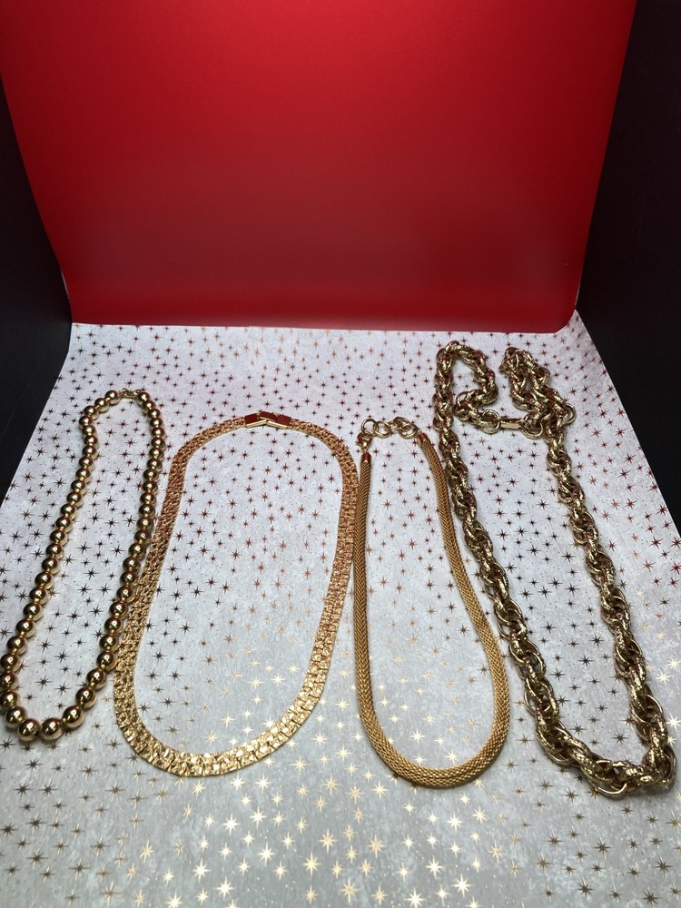 VINTAGE! Unbranded Gold-Tone Chains Lot of FOUR Excellent Condition!