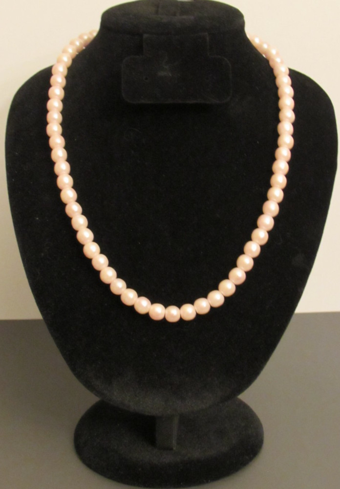 Beautiful Vintage Faux Pink Pearl Necklace 18″ Clasp Stamped D.B. Metal