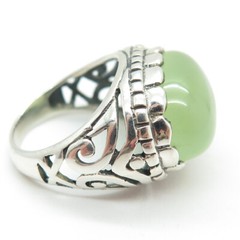 925 Sterling Silver Vintage Real Cabochon Prehnite Ornate Ring Size 6.75