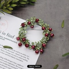 Vintage Green Color Plant Pearls Brooch Pin Flower Brooch For Women Jewelry Gift