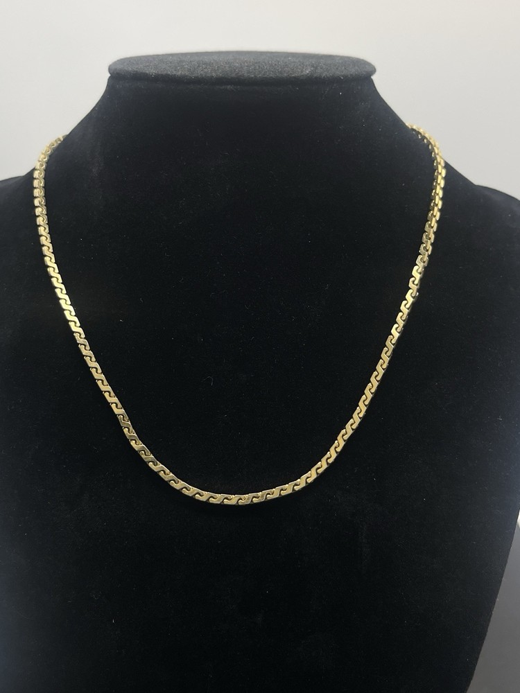 Monet Gold Tone S Link Chain Necklace 15 Inch Flat Wave Choker Vintage