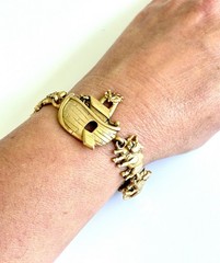 Vintage signed AJC Noah’s Ark gold tone link bracelet animals 7 inches