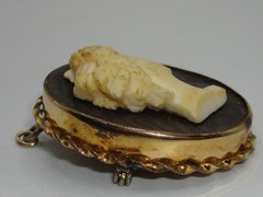 LOVELY VINTAGE D’ABROS GOLD FILLED CAMEO PIN/PENDANT!