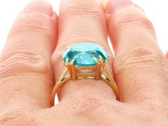 Antique 10.90Ct High Zircon and 18k Yellow Gold Solitaire Ring Circa 1910